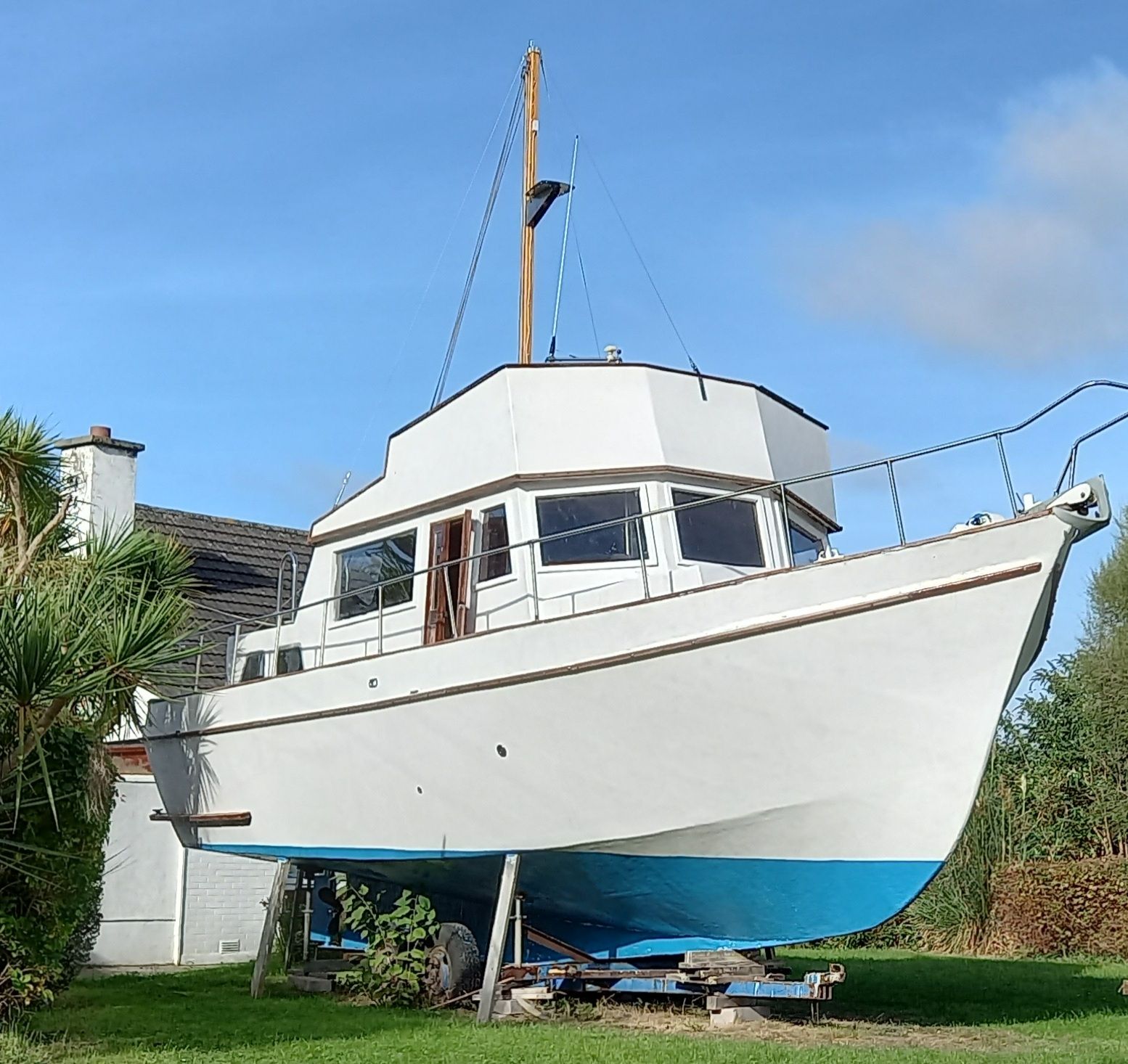 Garden Built Boat in Dublin (Part 1) | Season 2 – Episode 6