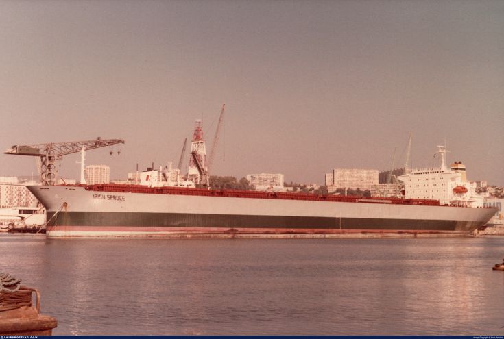 The largest ship ever built in Ireland 72,000-ton Irish Spruce 1983 | Season 3 – Episode 80